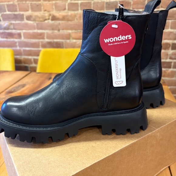 Wonders boots-brand new - Picture 2 of 5